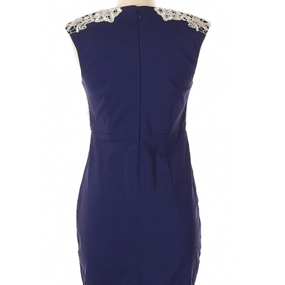 NWT paper doll navy dress with lace detail. Very flattering - Picture 3 of 6